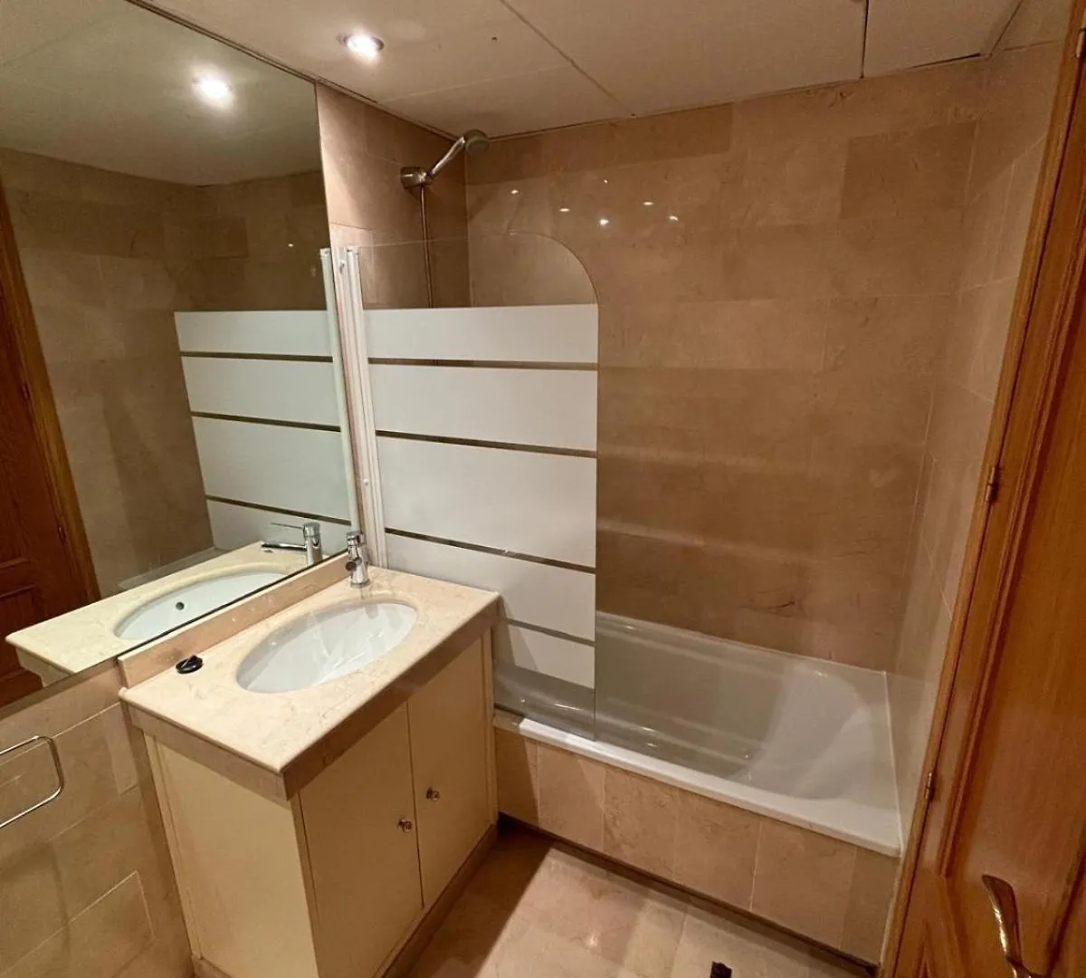 Apartment Atico Duplex En Playa Las Chapas Marbella