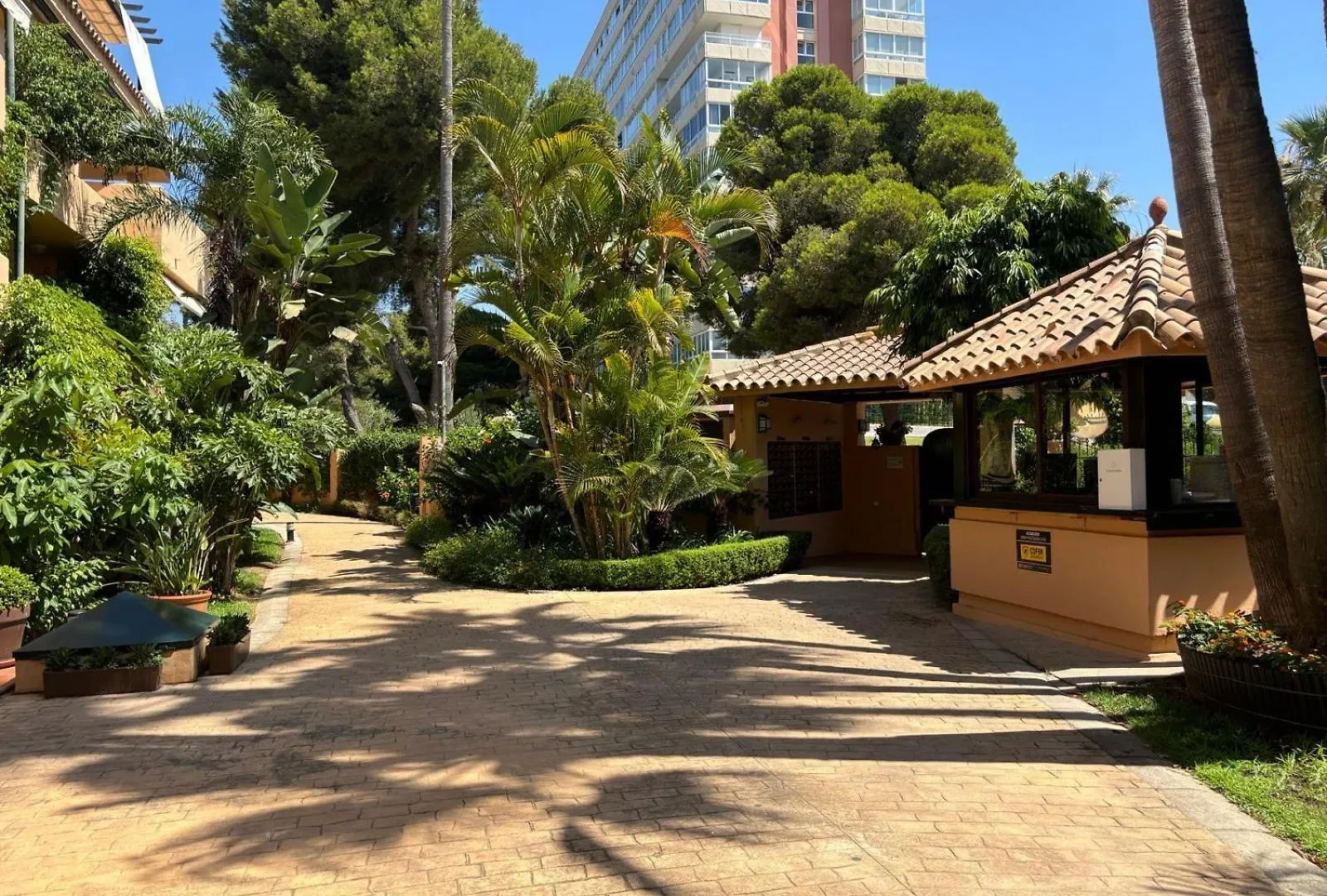 Apartment Atico Duplex En Playa Las Chapas Marbella